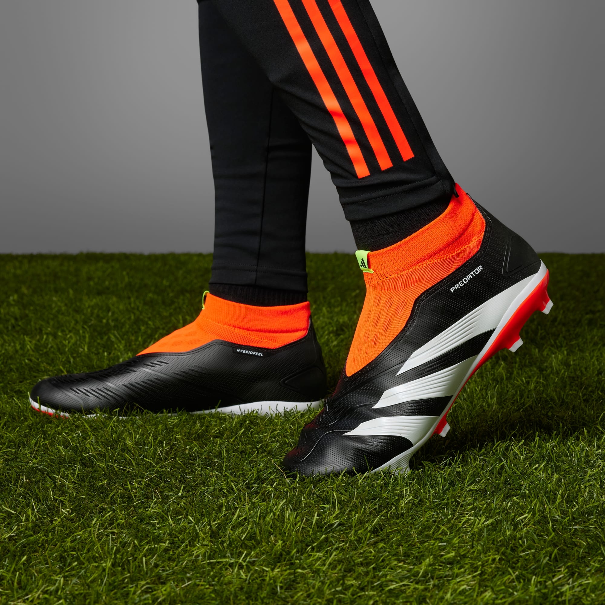 ADIDAS MENS PREDATOR LEAGUE LACE LESS FOOTBALL BOOTS