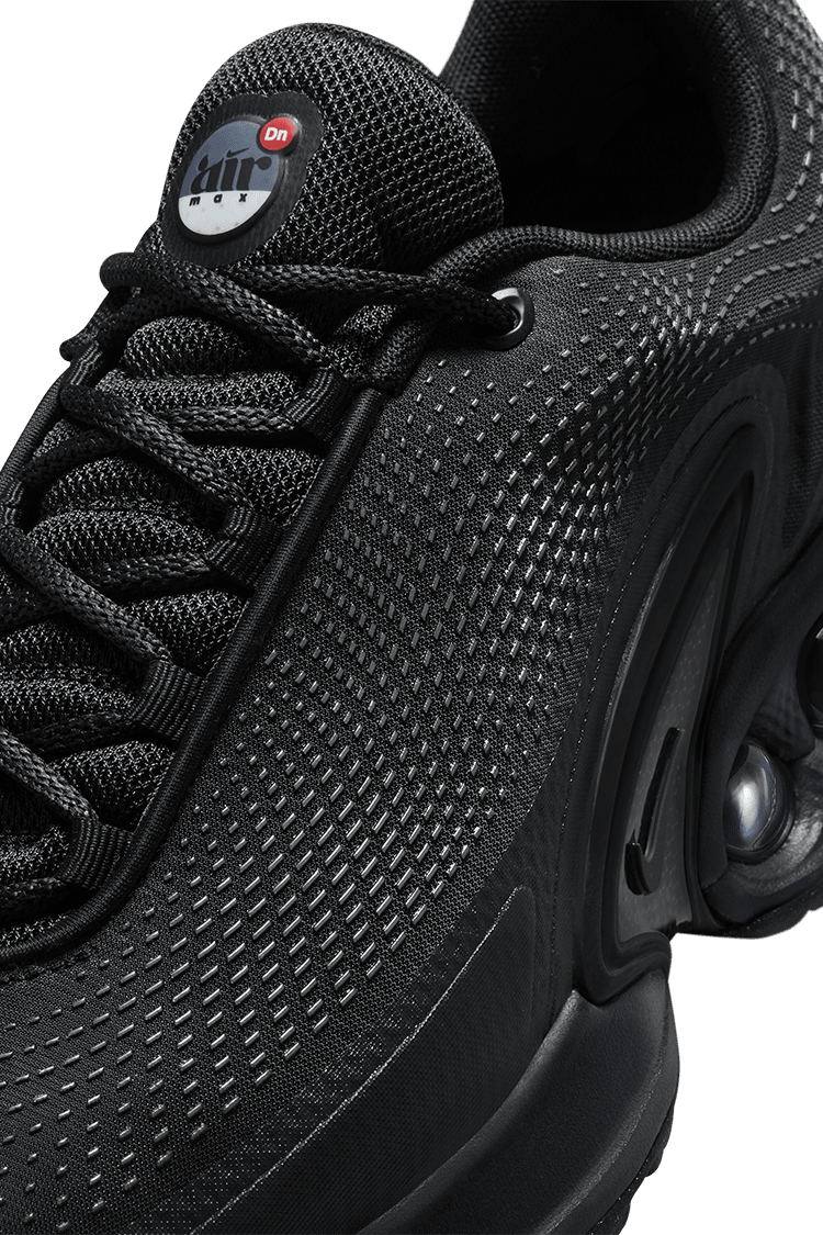NIKE AIR MAX DN  - BLACK/MTLC DARK GREY-DK SMOKE GREY