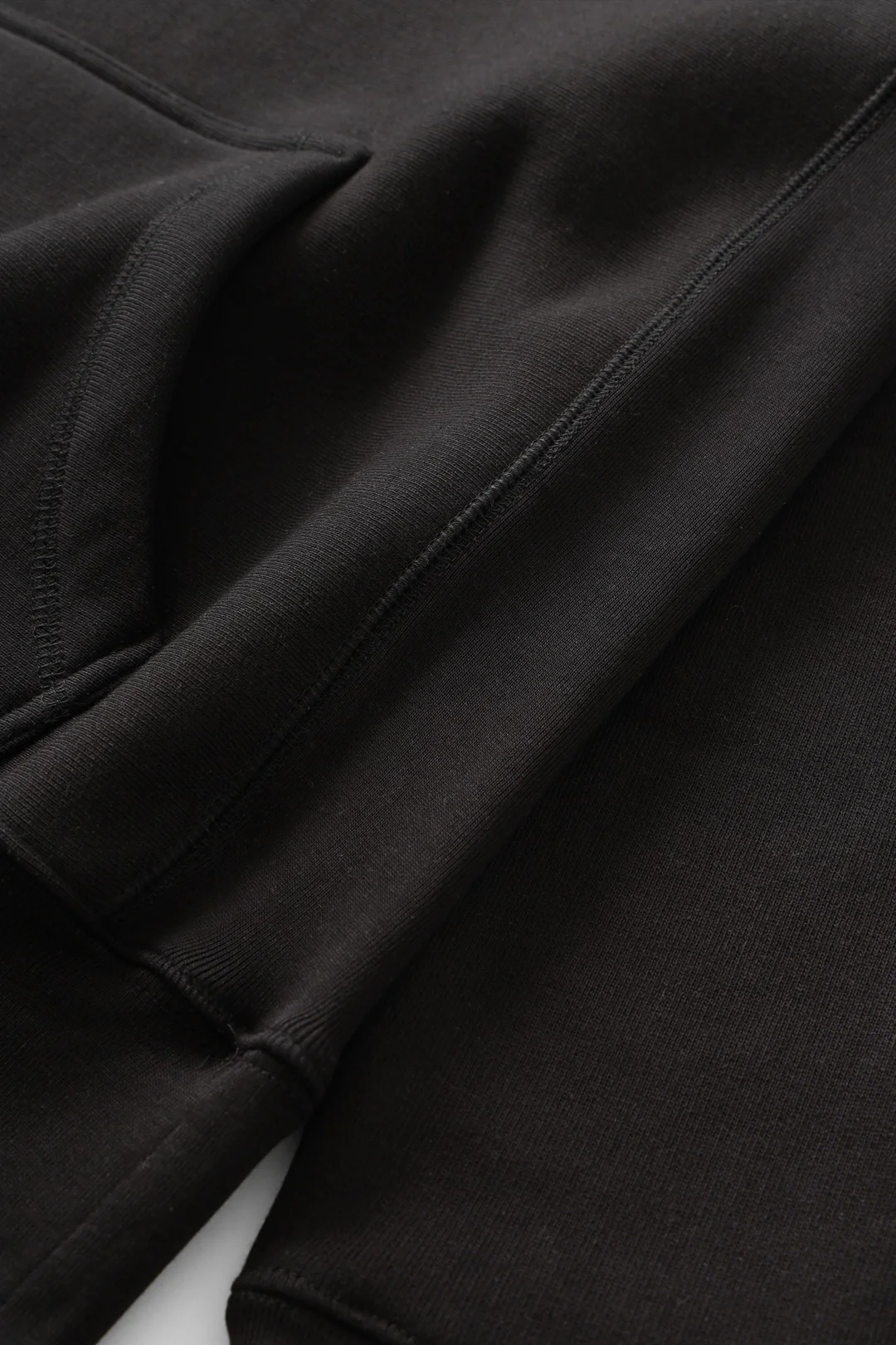 SERVICE WORKS SCRIPT LOGO HOODIE - BLACK