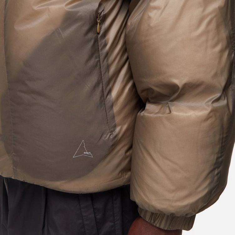 ROA SMOOTH DOWN JACKET - TAUPE